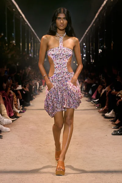 Look 23